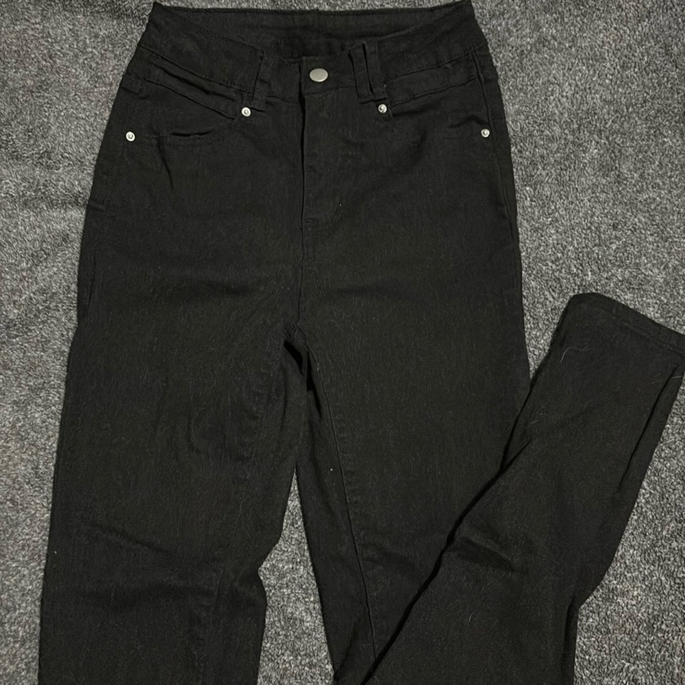 Black Skinny Jeans